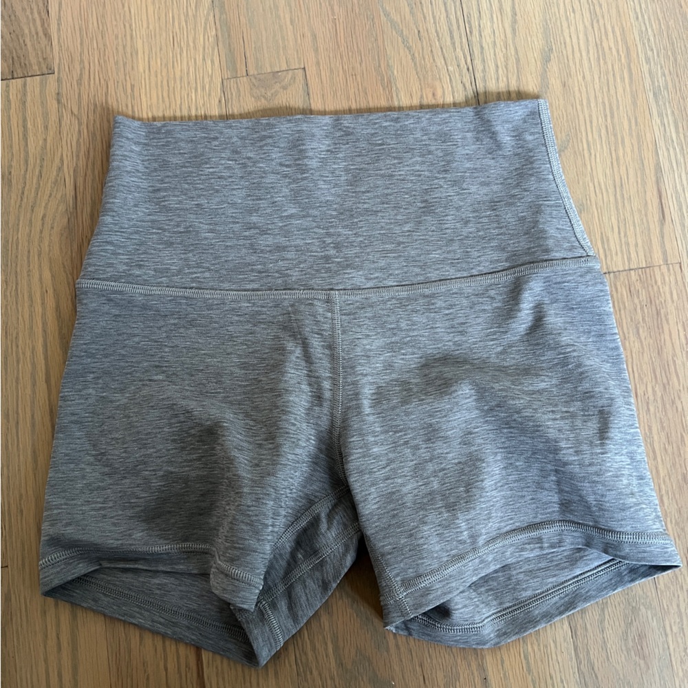 Lululemon Align High-Rise Short 4” heathered core medium grey Gray size 6 yoga